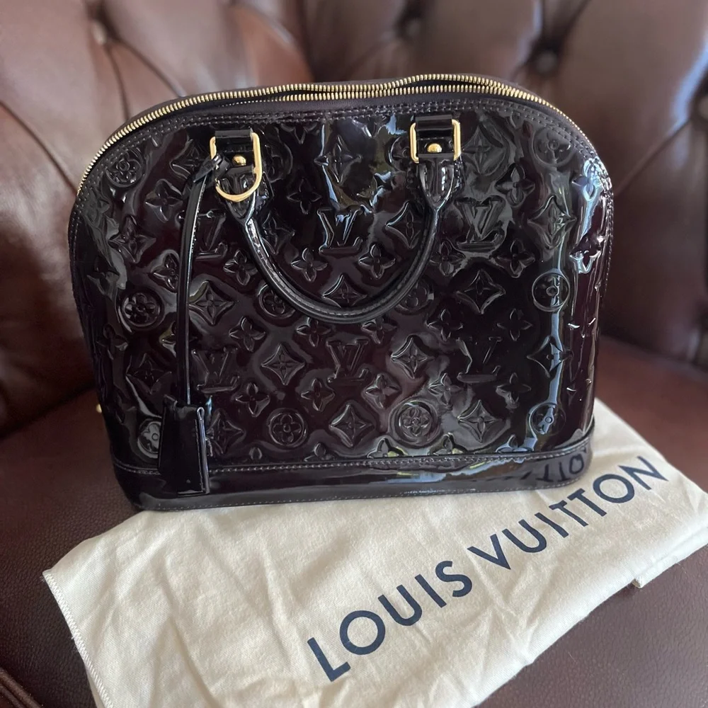Louis Vuitton Alma BB Monogram in burgundy patent leather doctor bag - Picture 6 of 7